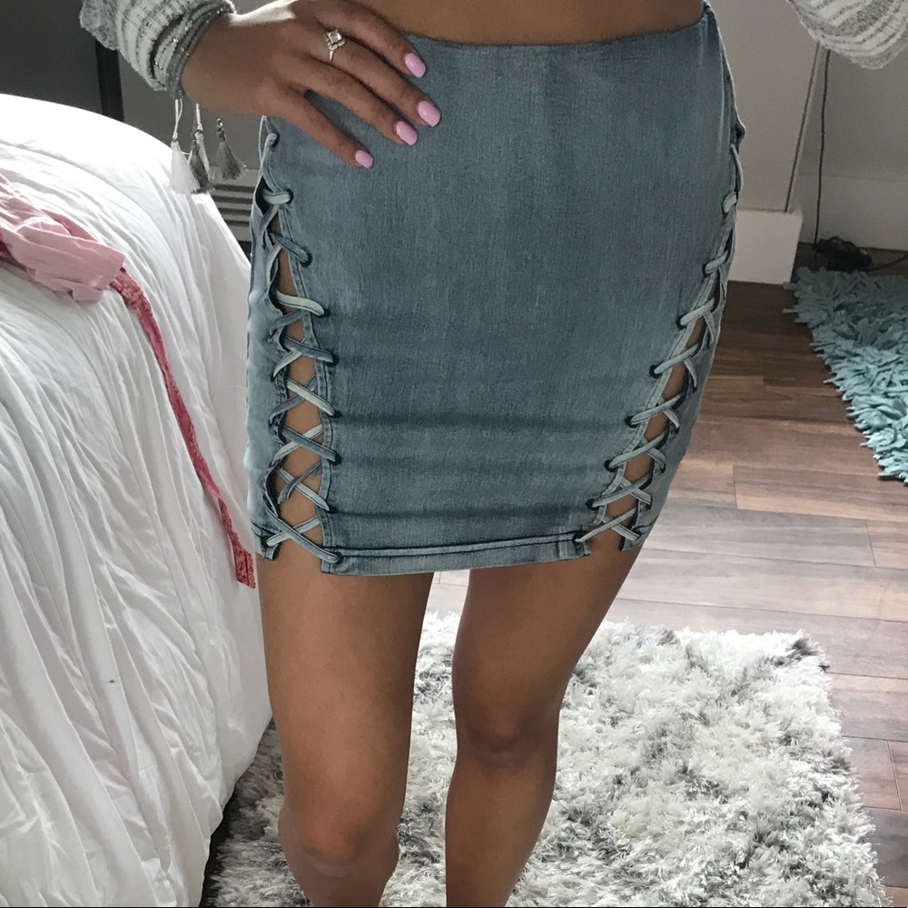 Lace Up Side Denim Wash Skirt